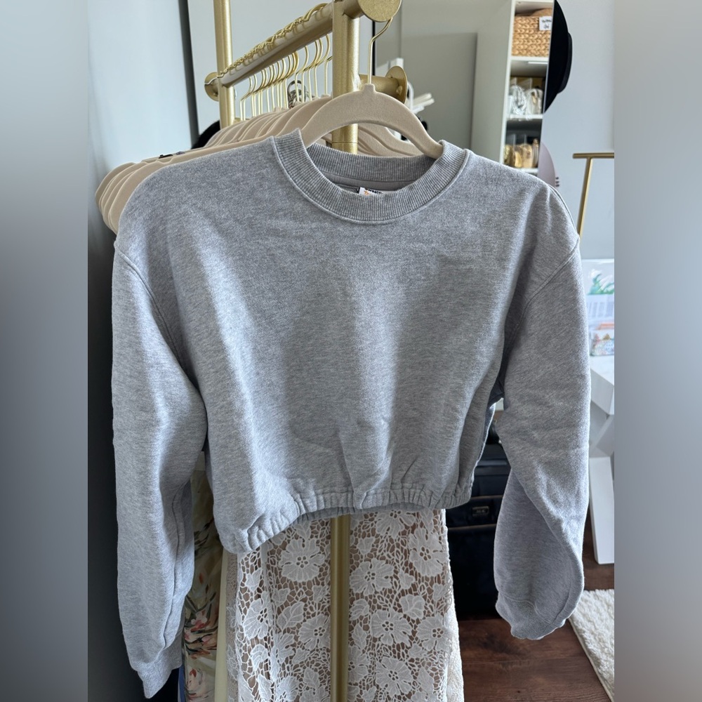 TNA Sweatfleece Terry Cropped Sweatshirt